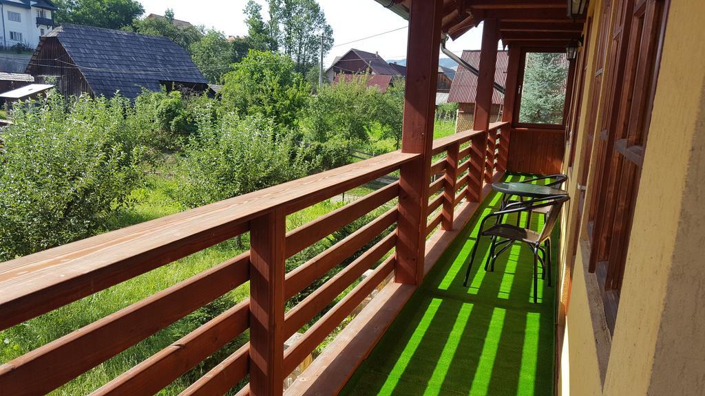 Casa De Vacanta Silvia Мэнэстиря-Гуморулуй Экстерьер фото